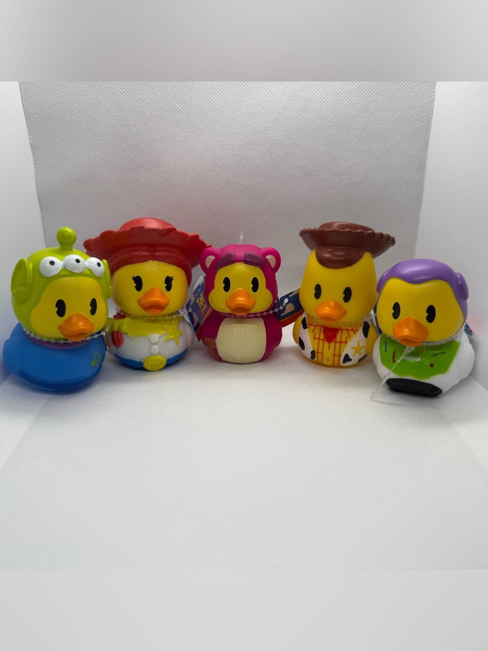 NEW Toy Story Duckalooz Rubber Ducks Set of 5 Woody Buzz Jessie Lotso Alien